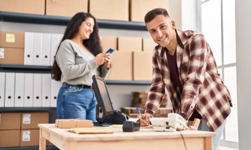 Brasil tem mais de 656 mil jovens e adolescentes contratados como aprendizes